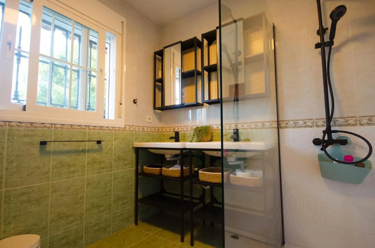 אסטפונה Villa El Dorado
