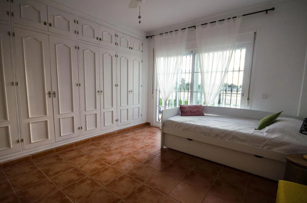אסטפונה Villa El Dorado